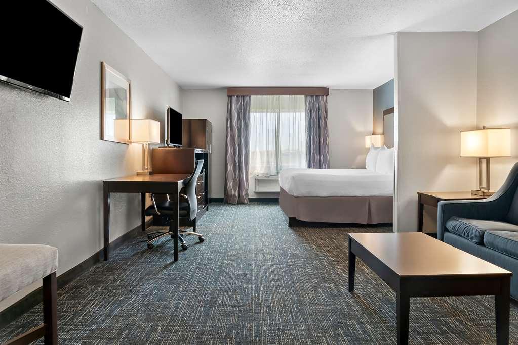 Western Airport & 3* Flint