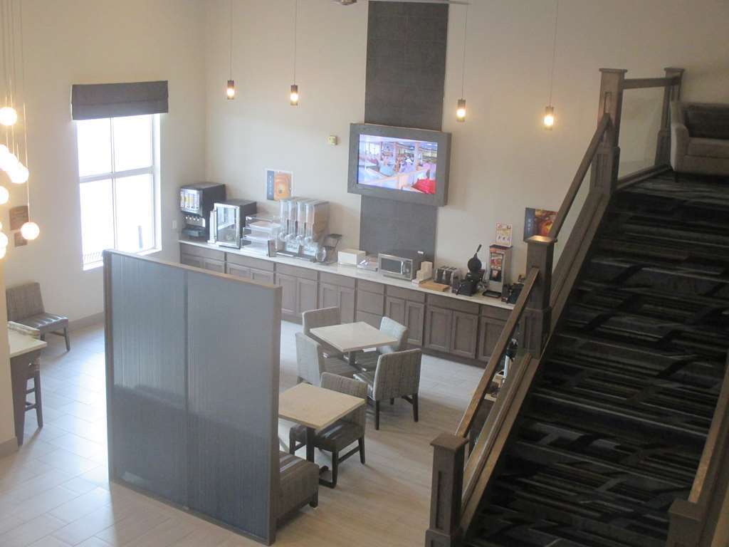 Western Airport & Hotel