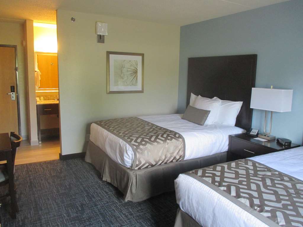 Western Airport & Hotel 3*