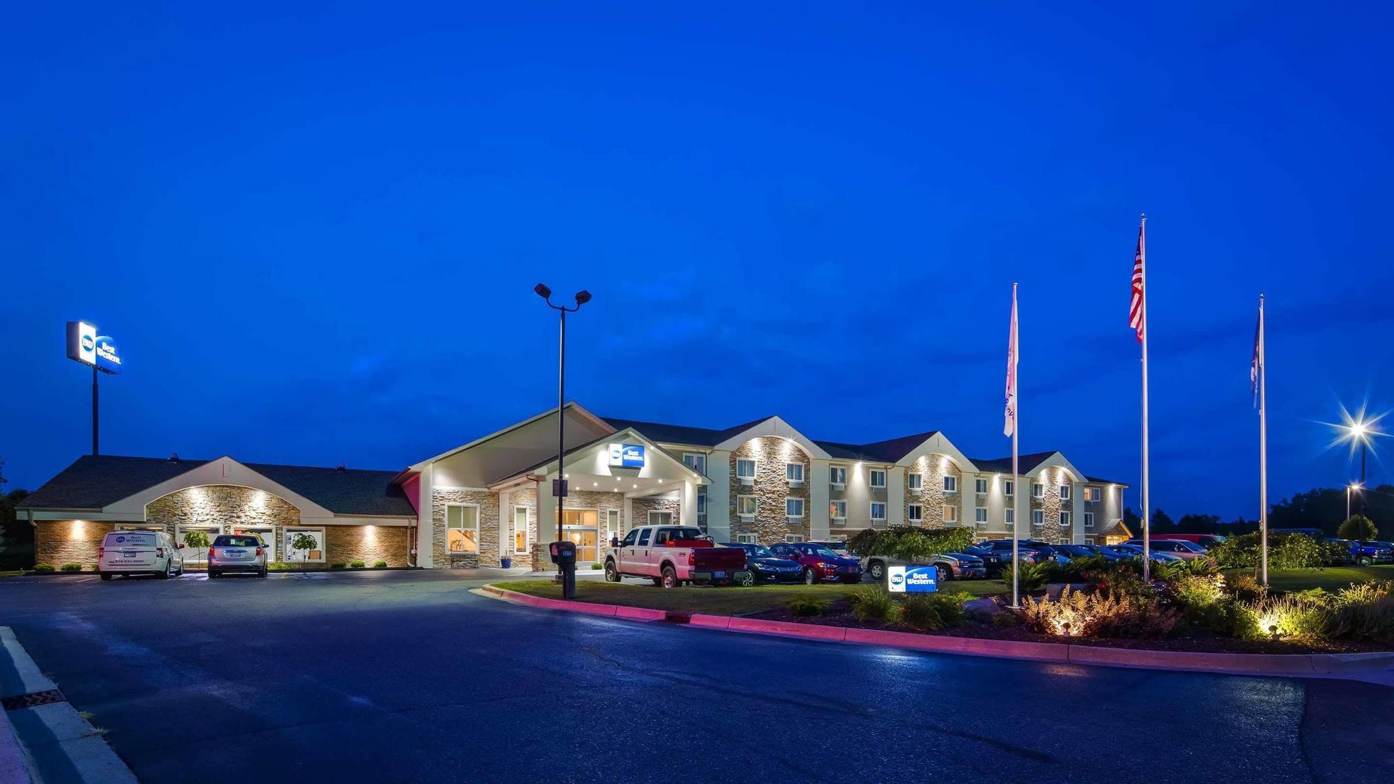 Hotel Western Airport & Flint